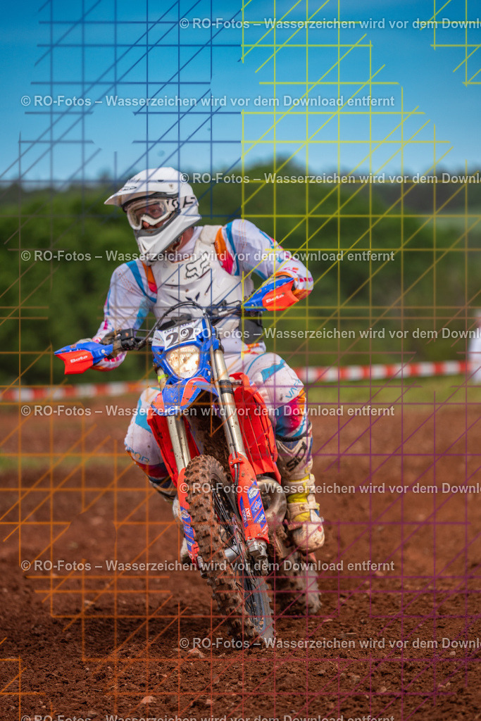 Wolfshausen 3 Lauf -475 | Sportfotografie von RO-Fotos: Motorsport, Motocross, Enduro, Laufveranstaltungen und Triathlon. Professionelle Fotos von Sportlern und Events. - Realisiert mit Pictrs.com