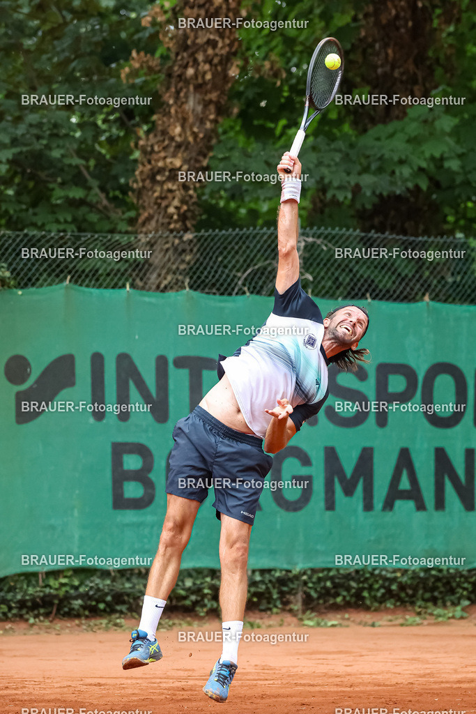 HTC Blau-Weiß Krefeld - LTTC Rot-Weiß Berlin  | Krefeld, Deutschland 21.07.2023, Gero Kretschmer (HTC Blau-Weiß Krefeld) gegen Nino Ehrenschneider (LTTC Rot-Weiss Berlin) ,

bei der 2. Tennis Bundesliga Nord Begegnung zwischen HTC Blau-Weiß Krefeld und LTTC Rot-Weiß Berlin am 21.07.2023 in Krefeld.

(Foto: BRAUER-Fotoagentur)
 
