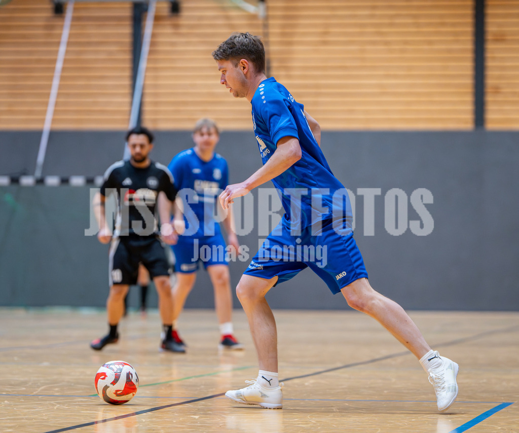 Sportler gegen Hunger I 3. Herren TuS Lutten I 1321 | jns.sportfotos - Realisiert mit Pictrs.com