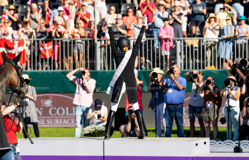 TH_Jessica von Bredow-Wernd_ TSF Dalera BB_ Jessica von Bredow-Werndl_11717 | FEI European Championships Riesenbeck 2023 am 08.09.23 in Riesenbeck, Jessica von Bredow-Wernd, TSF Dalera BB, Jessica von Bredow-Werndl