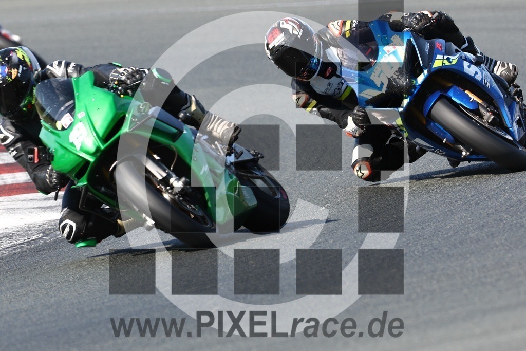 0050-20240719_06447 | Schöne Erinnerungen an spannende Momente - das festzuhalten ist unser Job. PIXELrace.de ist seit 2003 auf den Rennstrecken Europas unterwegs um die Action draußen beim Fahren und die wunderbare Stimmung imm Fahrerlager für euch einzufangen.