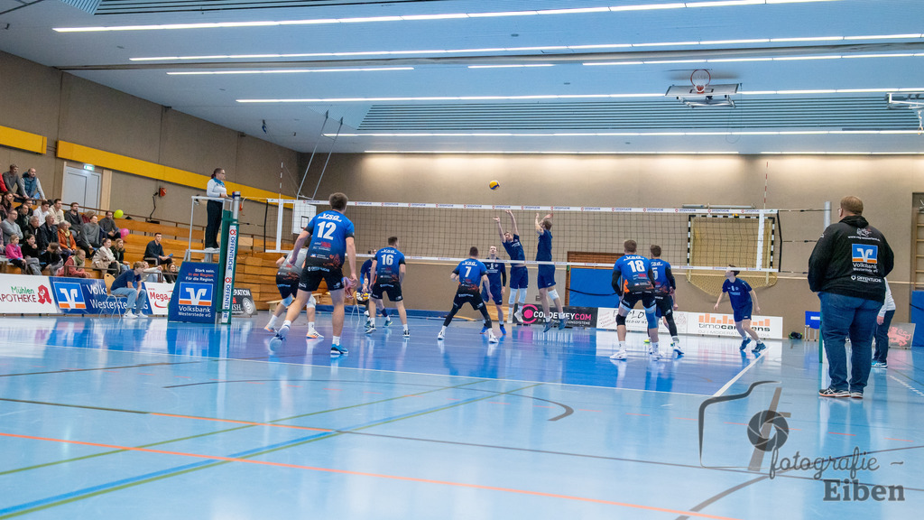 VSG Ammerland-VSG Lüneburg 2 | Volleyball Regionalliga; VSG Ammerland-VSG Lüneburg 2 am 04.02.2024; in Westerstede (Sporthalle Norderstraße), Photo: Philip Eiben 2024 - Realisiert mit Pictrs.com