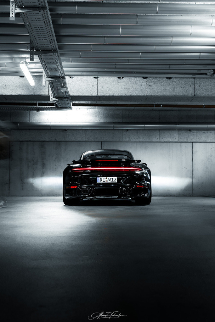 911 Turbo 992 | Entdecken Sie die faszinierende Welt von Alexander Tschuncky Arts: Kreative Fotografie, atemberaubende Automobilkunst und hochwertiger Bilderdruck. Lassen Sie sich inspirieren! - Realisiert mit Pictrs.com