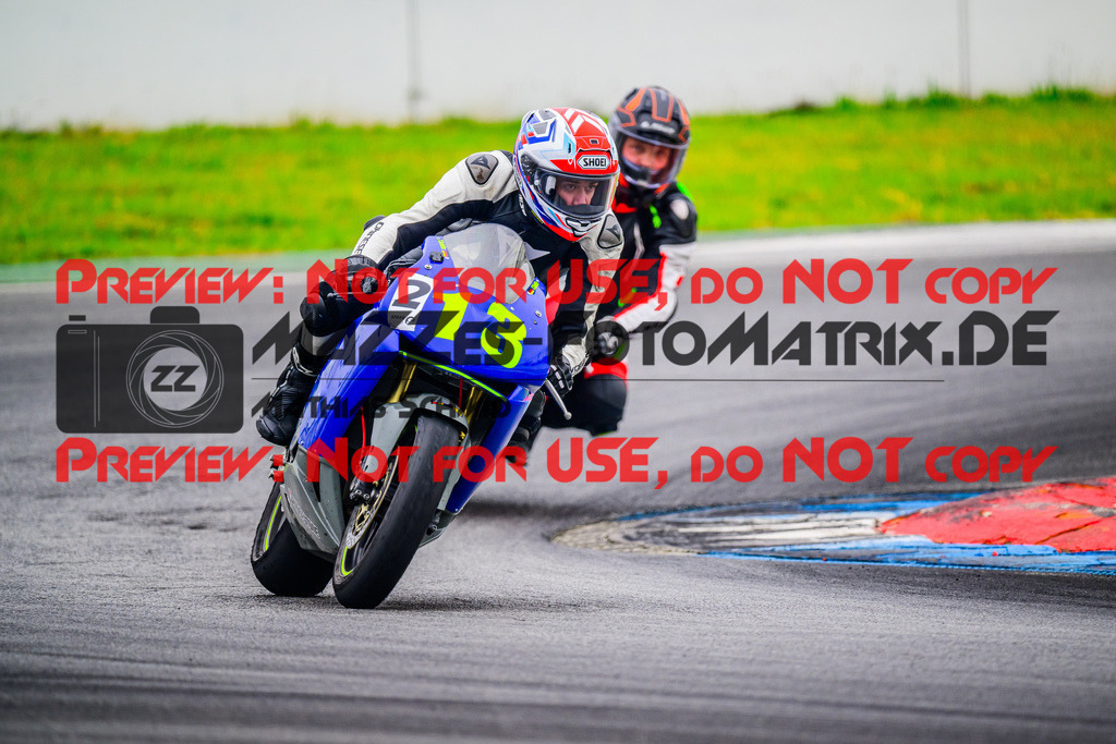 MaZZes_FotoMatrix_240614_6007705_4300 | GELB