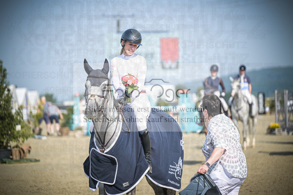 DOS_0053 | Entdecke hochwertige Reitturnierfotos von Foto Oger. Professionell, emotional und authentisch – jetzt Lieblingsmomente im Shop bestellen.Deutschlandweite Turnierfotografie. - Realisiert mit Pictrs.com