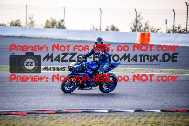 MaZZes_FotoMatrix_240901_6021986_3496 | R7