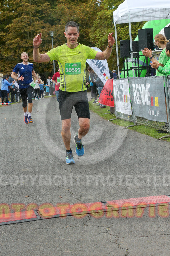 220925_1320_EX1_0521 | Sportfotografie im Rhein-Sieg Kreis, Köln, Bonn, NRW, Rheinland Pfalz, Hessen, etc. Unser Tätigkeitsfeld umfasst den Laufsport vom Volkslauf über den Marathon, Duathlon, Triathon bis zum Ultralauf wie Kölnpfad Ultra oder Schindertrail.