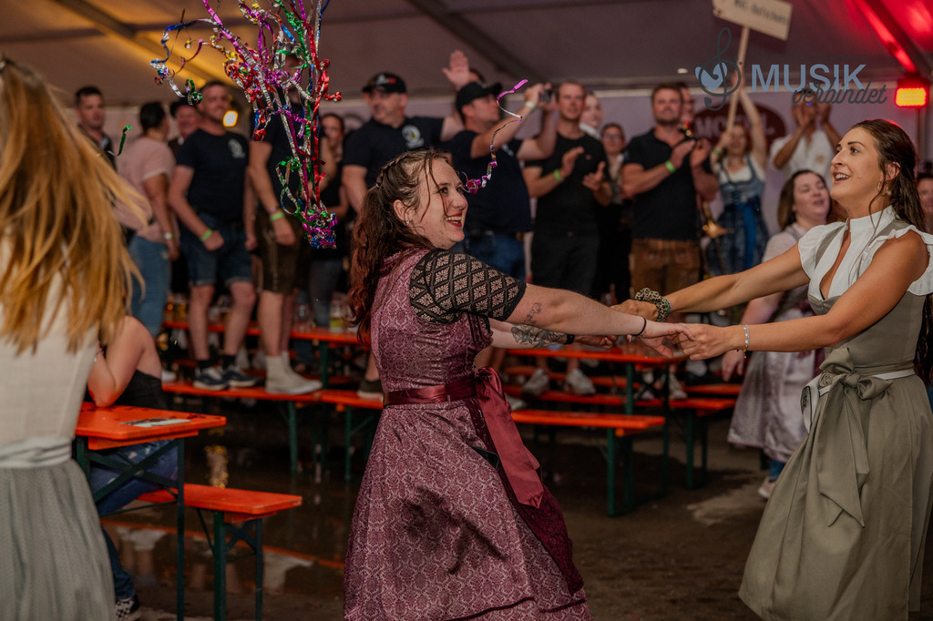 DSC_4927 | "Fussifoto.com – Ihr Ansprechpartner für hochwertige Fotografie! Entdecken Sie kreative Bilder und professionelle Dienstleistungen. Kontaktieren Sie uns für Ihre Projekte!"