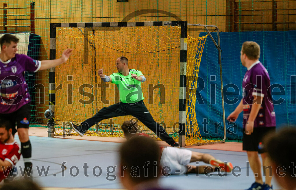 2023-10-21_038_SpVgg_Altenerding_III_gegen_TSV_Taufkirchen-Vils | Erding, Deutschland, 21.10.2023:
Handball, Bezirksklasse Männer Staffel Ost 2023 / 2024, 4. Spieltag, SpVgg Altenerding III gegen TSV Taufkirchen/Vils, Endergebnis: 27:32

Foto: Christian Riedel / fotografie-riedel.net