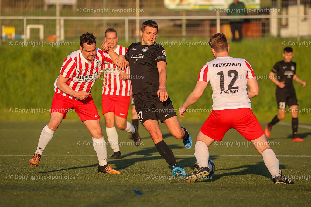 BQ3I2967 | 02.05.2023; Kreisliga C2 Dillenburg; Kunstrasenplatz Oberscheld; SV Oberscheld II - SG Ambach II; Ergebnis 3:4 (0:2)