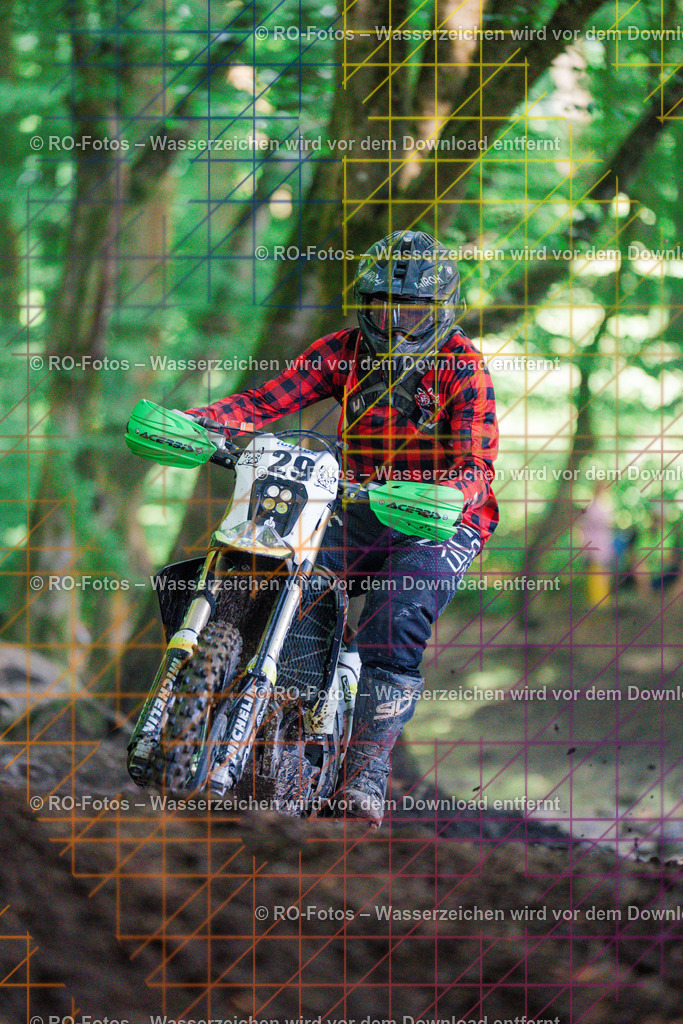 5 Lauf Schlüchtern IGE 2026-220 | Sportfotografie von RO-Fotos: Motorsport, Motocross, Enduro, Laufveranstaltungen und Triathlon. Professionelle Fotos von Sportlern und Events. - Realisiert mit Pictrs.com