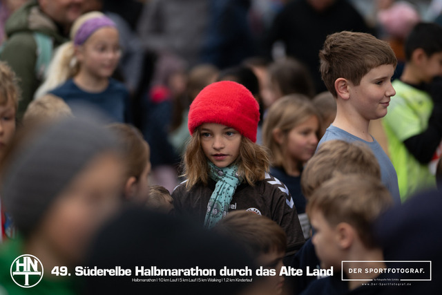 Süderelbe Halbmarathon 2025 I 09.11.2025 I Fotograf_DerSportfotograf.I 00108 | Der Sportfotograf. - Realisiert mit Pictrs.com