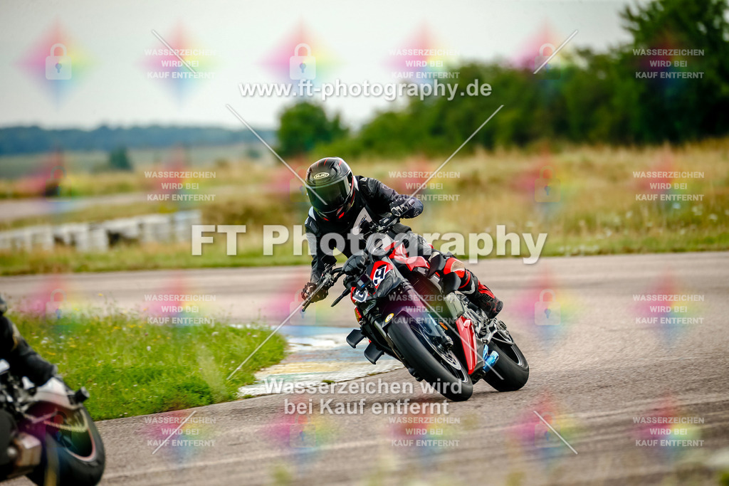 Chambley Juli-2120 | Hier findet Ihr Bilder von Touristenfahrten auf der Nürburgring Nordschleife oder von anderen Veranstaltungen die ich besucht habe. Viel Spass beim Durch Schauen 