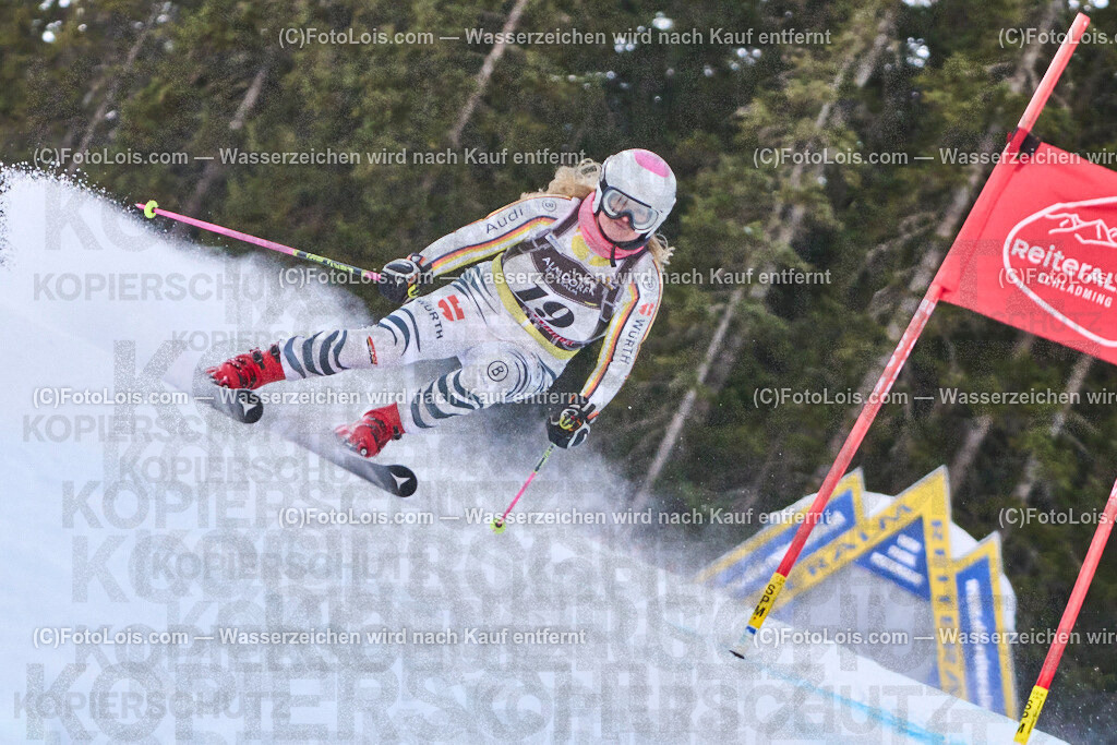 ALP0246_FIS-MastersCup_Reiteralm_Giant-SL_Santen Christiane | FIS-MastersCup GIANT-SLALOM auf der Reiteralm in Pichl, Sa 18. Jänner 2025.