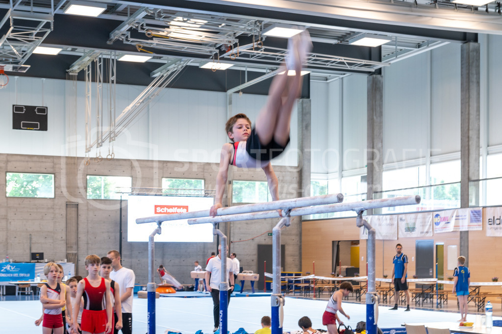 104. Zürcher Kunstturnertage Neftenbach - 14. May 2022 | 104. Zürcher Kunstturnertage Neftenbach
Turnhalle Ebni, Neftenbach
Programm 2 (P2)
Bild: Sportfotografie Markus Aeschimann | www.markus-aeschimann.ch - Realisiert mit Pictrs.com