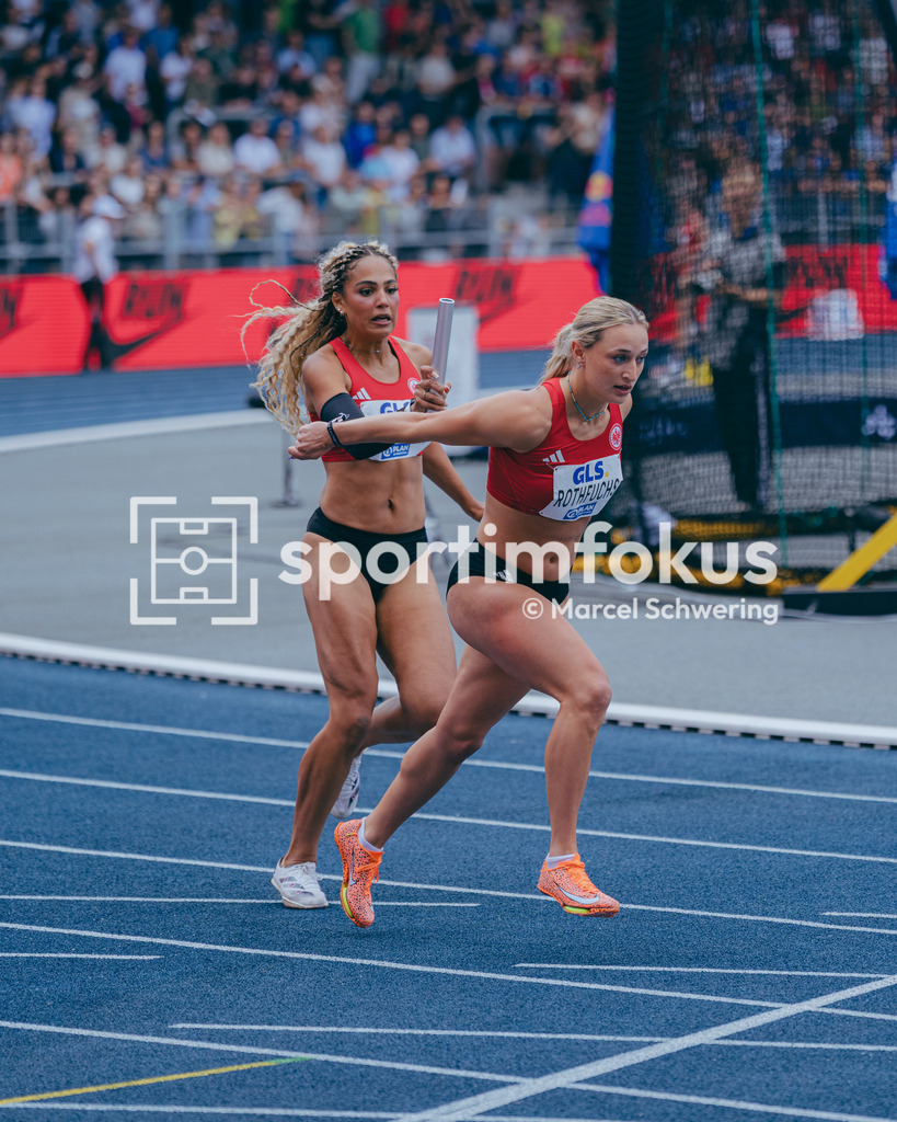 Deutsche Meisterschaften der Frauen und Männer 2026 | Samira Heygster, Eintracht Frankfurt e.V., Emely Rothfuchs, Eintracht Frankfurt e.V., 4x100-Meter-Staffel, Deutsche Meisterschaften der Frauen und Männer 2026, Lohrheidestadion Bochum-Wattenscheid, 26.07.2026. Foto: Marcel Schwering / sportimfokus - Realisiert mit Pictrs.com
