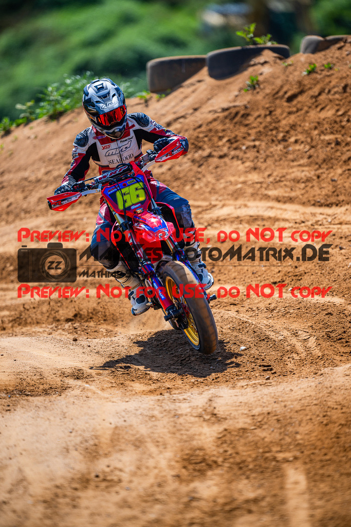 MaZZes_FotoMatrix_240511_6007705_3783 | S2