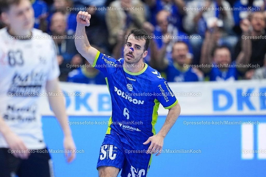 xYDRx10022601023 | 10.02.2026, xydrx, Handball, 1.HBL, VfL Gummersbach - SG Flensburg-Handewitt, Schwalbe-Arena: Milos Vujovic (VfL Gummersbach #6) jubelnd   Photo: xYannisxDreimannxPressefotoKochx