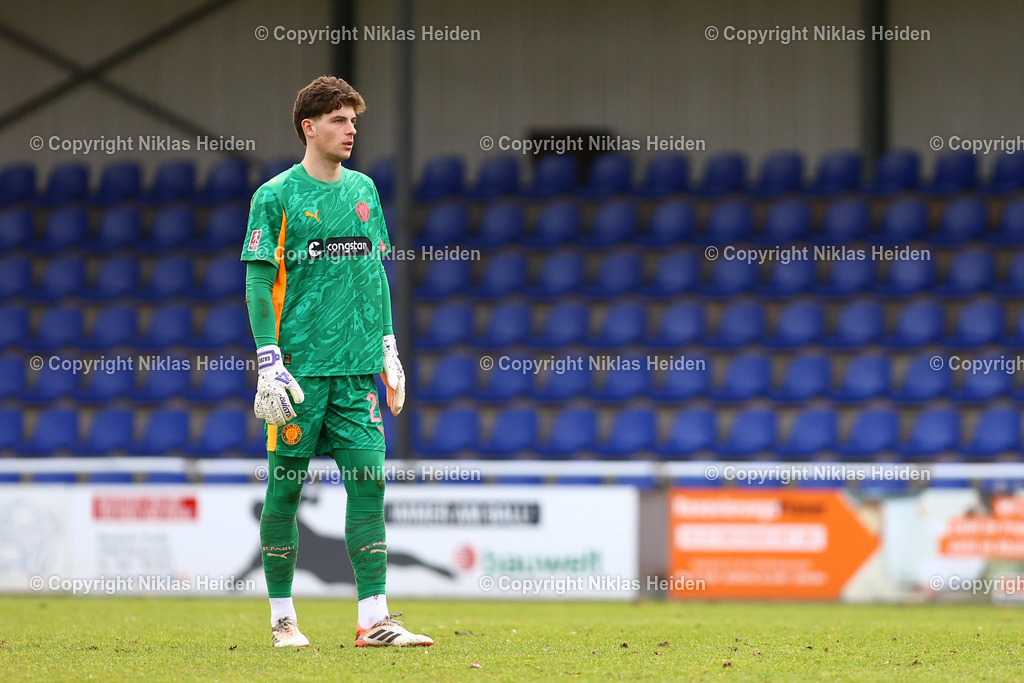 NH_FCStPauliU23_BWLohne_RegionalligaNord_01032026 | #24 Emil Gazdov (FC St. Pauli U23)Fußball I Herren I Regionalliga Nord I Saison 2025-2026 I 24. Spieltag I FC St. Pauli U23 - Blau-Weiß Lohne I 01.03.2026 I Edmund-Plambeck-Stadion
