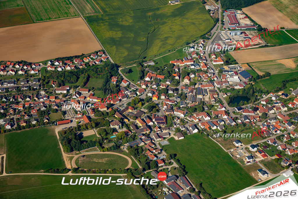 Das Luftbild der Stadt Tagmersheim wurde 2021 vom Flugzeug heraus erstellt (keine Drohne) Aufnahmehöhe ca.450 Meter- hohe Bildauflösung und Druck-Qualität garantiert!