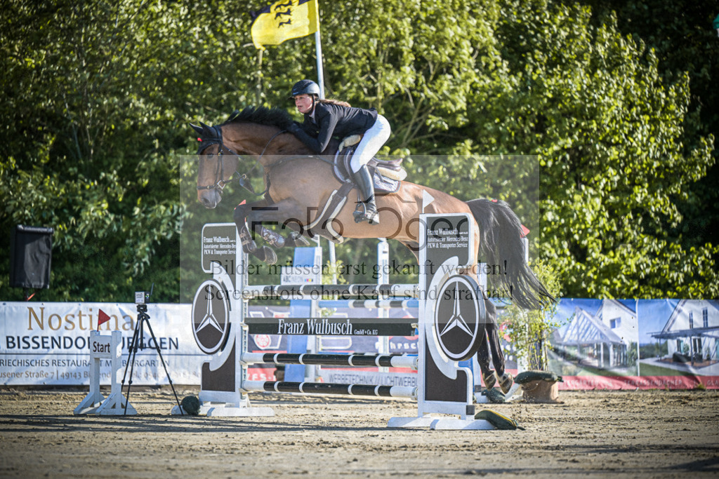 DOS_0409 | Entdecke hochwertige Reitturnierfotos von Foto Oger. Professionell, emotional und authentisch – jetzt Lieblingsmomente im Shop bestellen.Deutschlandweite Turnierfotografie. - Realisiert mit Pictrs.com