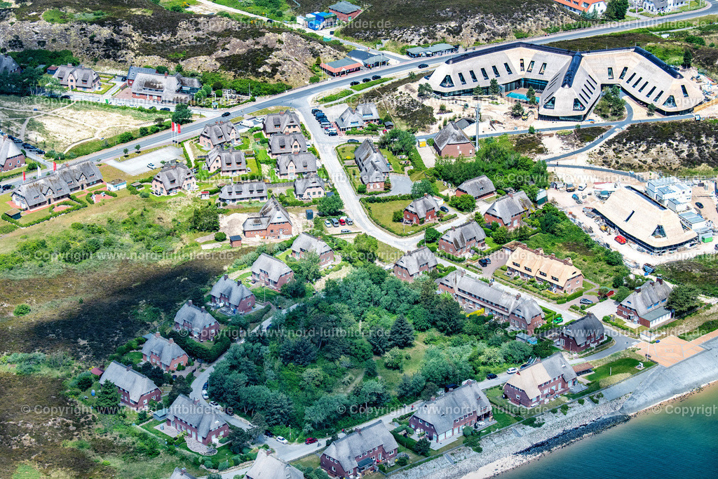 Sylt_List_ELS_9890150622 | LIST 15.06.2022 Ortsansicht an der Meeres-Küste in List auf der Insel Sylt im Bundesland Schleswig-Holstein, Deutschland. // Townscape on the seacoast in List at the island Sylt in the state Schleswig-Holstein, Germany. Foto: Martin Elsen