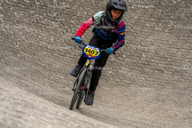 BayBMX2026-05635 | Fotogalerie von Thomas Dettweiler mit Eventbildern und lizenzfreien Fotos. Perfekt als Wandbild, für Büro, Website oder private Nutzung. - Realisiert mit Pictrs.com
