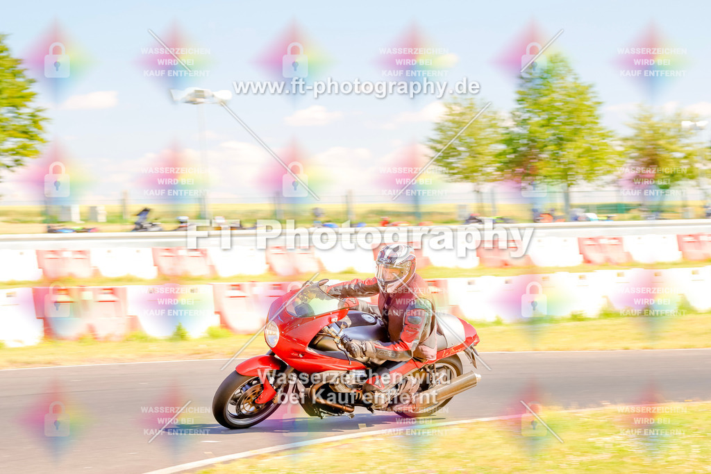 _MOT9133 | Hier findet Ihr Bilder von Touristenfahrten auf der Nürburgring Nordschleife oder von anderen Veranstaltungen die ich besucht habe. Viel Spass beim Durch Schauen 