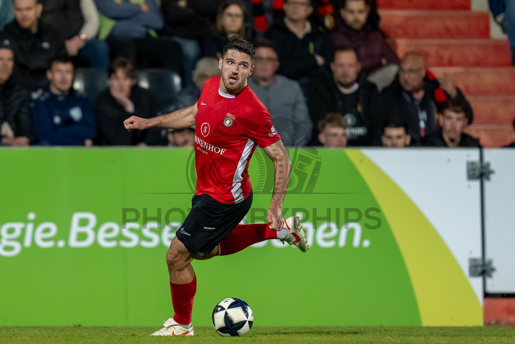 SG Sonnenhof Großaspach vs. SGV Freiberg, Fussball, Regionalliga Suedwest, 30. Spieltag, 22.04.2026 | Michael Kleinschrodt (SG Sonnenhof Großaspach, #11),SG Sonnenhof Großaspach vs. SGV Freiberg, Fussball, Regionalliga Suedwest, 30. Spieltag, 22.04.2026