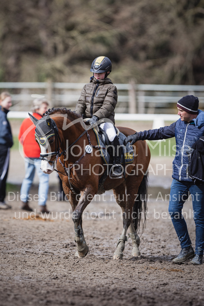 230402_MünsterHandorf_PonyTrophy-436 | Deine schönsten Turniermomente als professionelle Fotos! Entdecke hochwertige Pferdesport-Fotografie im Online-Shop. Jetzt Fotos finden & bestellen!