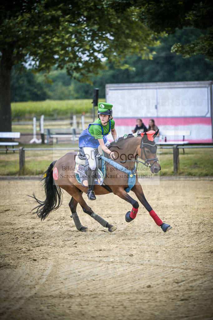 DOS_8973 | Entdecke hochwertige Reitturnierfotos von Foto Oger. Professionell, emotional und authentisch – jetzt Lieblingsmomente im Shop bestellen.Deutschlandweite Turnierfotografie. - Realisiert mit Pictrs.com