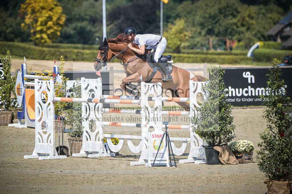 DOS_1871 | Entdecke hochwertige Reitturnierfotos von Foto Oger. Professionell, emotional und authentisch – jetzt Lieblingsmomente im Shop bestellen.Deutschlandweite Turnierfotografie. - Realisiert mit Pictrs.com