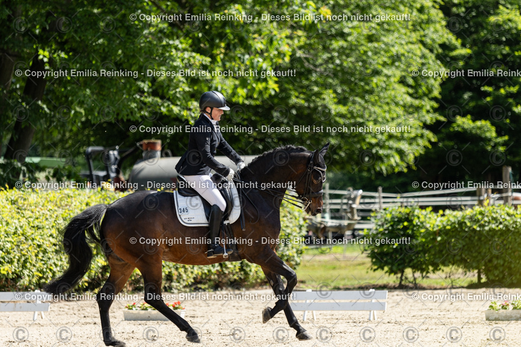 CL5A8012 | Emilia Reinking Fotografie - Realisiert mit Pictrs.com