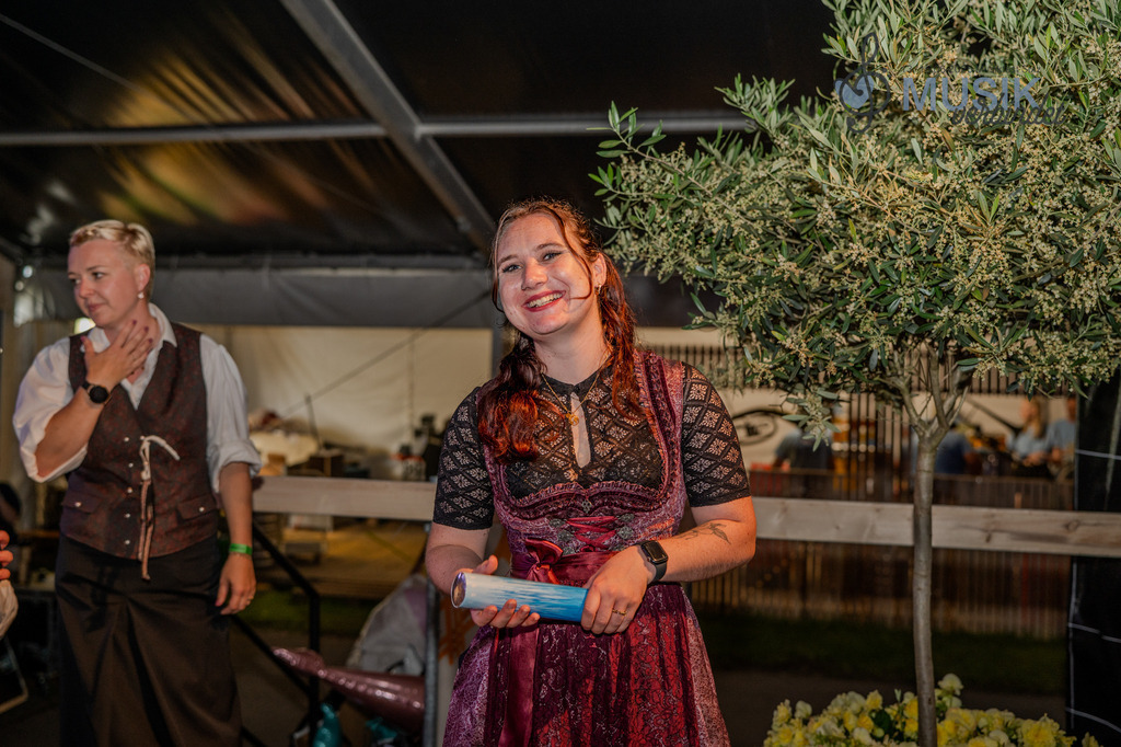 DSC_4341 | "Fussifoto.com – Ihr Ansprechpartner für hochwertige Fotografie! Entdecken Sie kreative Bilder und professionelle Dienstleistungen. Kontaktieren Sie uns für Ihre Projekte!"