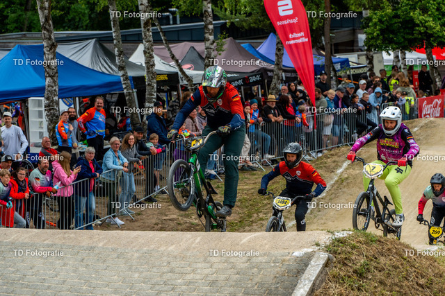 BayBMX2026-05061 | Fotogalerie von Thomas Dettweiler mit Eventbildern und lizenzfreien Fotos. Perfekt als Wandbild, für Büro, Website oder private Nutzung. - Realisiert mit Pictrs.com