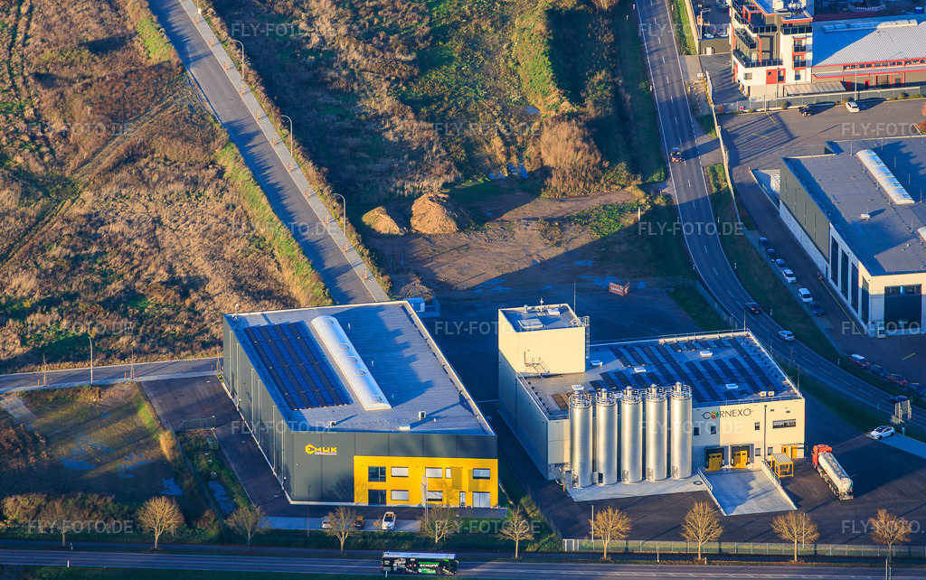 Luftbild: EMUG und Cornexo GmbH in Offenbach an der Queich im Bundesland Rheinland-Pfalz in Deutschland. Foto: IMG_151382.jpg vom 18.11.2025 durch Werner Riehm/FLY-FOTO.de