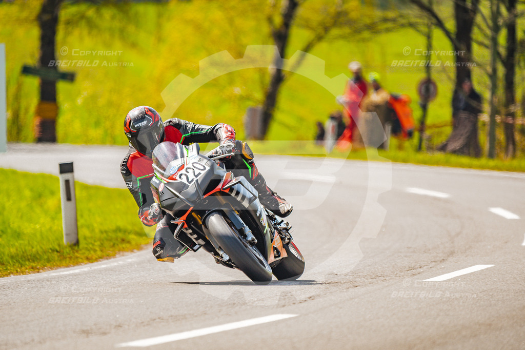 0769 - Bergrennen Landshaag2026 | BREITBILD Austria Webshop

Finde Fotos von: Breitbild, Breitbild Austria, Landshaag, Europeanbikers, KTM, BMW, Bergrennen, Bikeporn, Carporn, Bikes, Cars, Fotografie, Oberösterreich, Österreich, Berufsfotograf, Motorradteile Ganster, Julbach, Pannoniari - Realisiert mit Pictrs.com