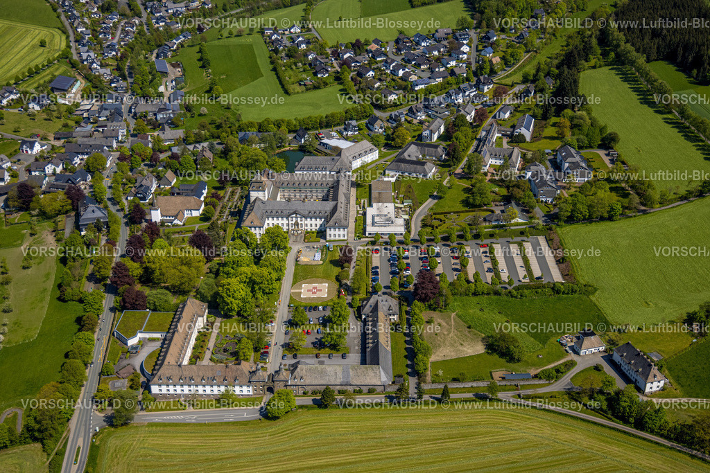 Schmallenberg230506412 | Luftbild, Ortsansicht mit Kloster Grafschaft, Fachkrankenhaus Kloster Grafschaft, Grafschaft, Schmallenberg, Sauerland, Nordrhein-Westfalen, Deutschland