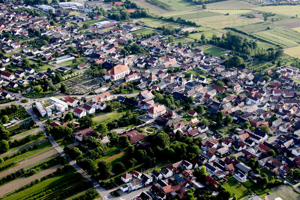 Luftbild: Meerrettichdorfstr, im Ortsteil Urloffen in Appenweier im Bundesland Baden-Württemberg in Deutschland. Foto: IMG_18869.jpg vom 03.06.2009 durch Werner Riehm/FLY-FOTO.de