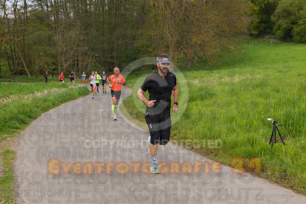 220501_1010_EV8_9733 | Sportfotografie im Rhein-Sieg Kreis, Köln, Bonn, NRW, Rheinland Pfalz, Hessen, etc. Unser Tätigkeitsfeld umfasst den Laufsport vom Volkslauf über den Marathon, Duathlon, Triathon bis zum Ultralauf wie Kölnpfad Ultra oder Schindertrail.