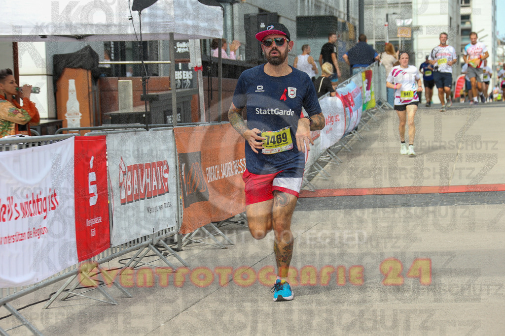 250920_1326_EX1_4558 | Sportfotografie im Rhein-Sieg Kreis, Köln, Bonn, NRW, Rheinland Pfalz, Hessen, etc. Unser Tätigkeitsfeld umfasst den Laufsport vom Volkslauf über den Marathon, Duathlon, Triathon bis zum Ultralauf wie Kölnpfad Ultra oder Schindertrail.