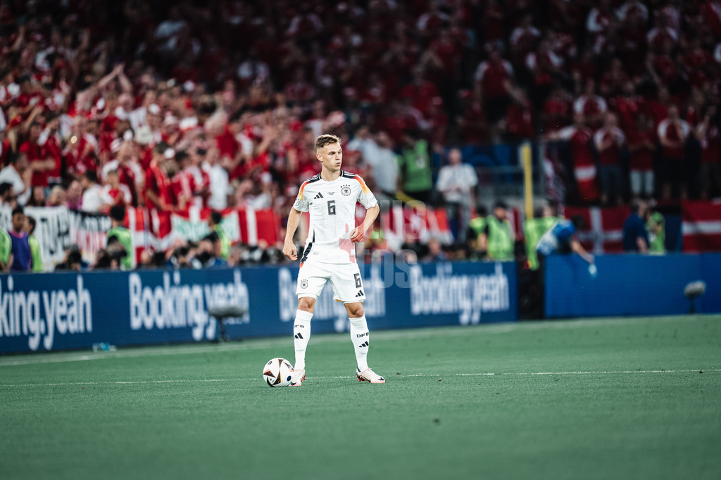 Fußball | Herren | UEFA-Fußball-Europameisterschaft 2024 | Achtelfinale | Deutschland vs. Dänemark | 29.06.2024 | Joshua Kimmich (#6, Deutschland)