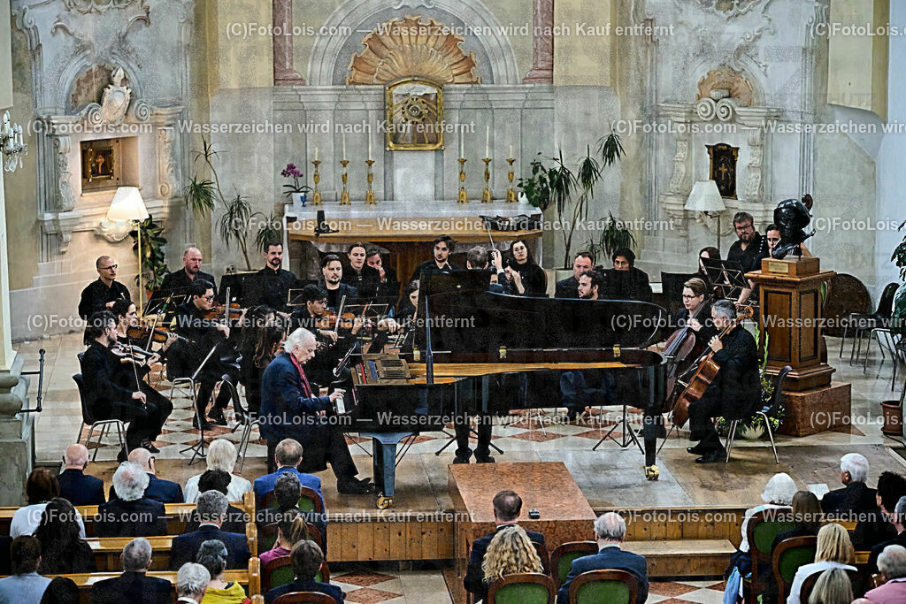 ALP0345_XXXIX_Chopin-Festival_Camerata Mozartiana_Olejniczak Janusz | (C)FotoLois.com, Alois Spandl, XXXIX. internationales CHOPIN-Festival in der Kartause Gaming, Eröffnungskonzert in der Kartausenkirche mit Janusz Olejniczak (Klavier), Camerata Marzatiana unter Daniel Auner, Johanna Doderer (Komponistin), Natalia Rehling (Klavier), Ingolf Wunder (Klavier), Fr 4. August 2023.