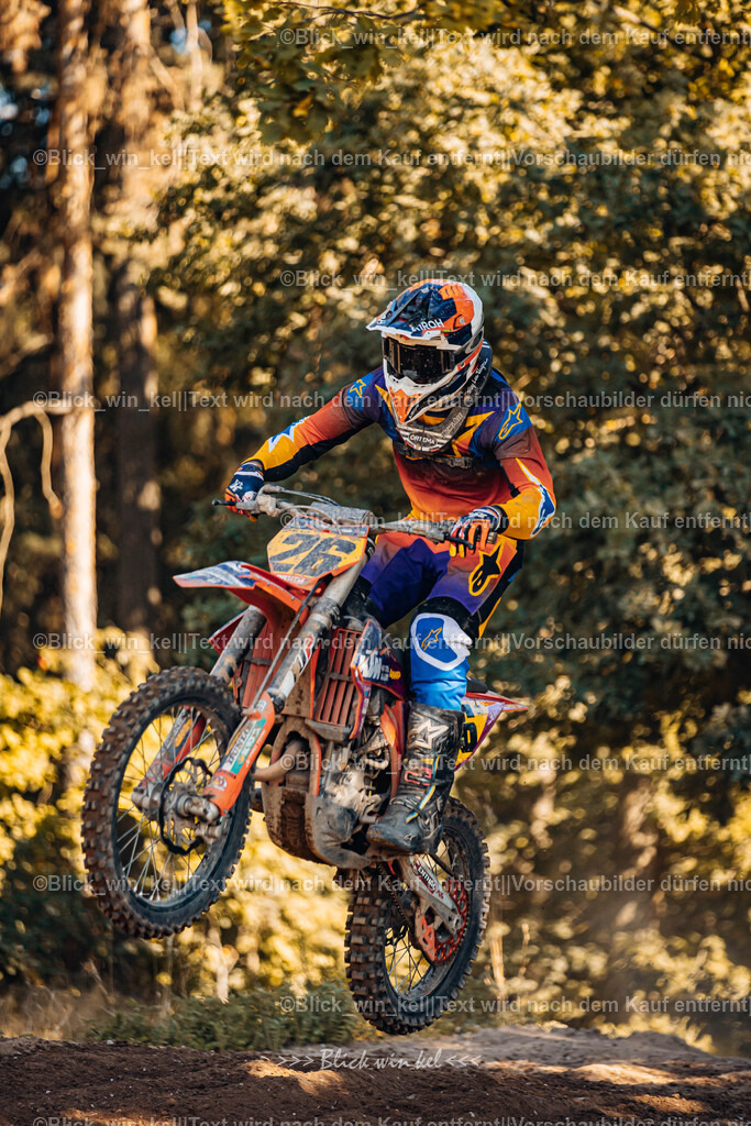 E68A3300 | blick_win_kel