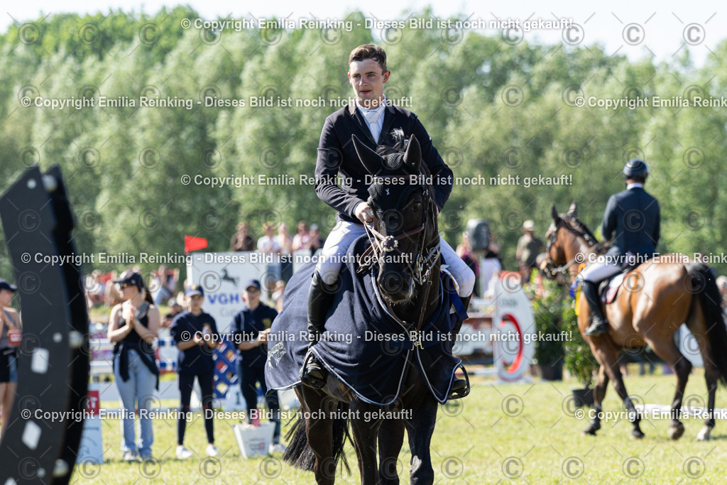 CL5A1214 | Emilia Reinking Fotografie - Realisiert mit Pictrs.com