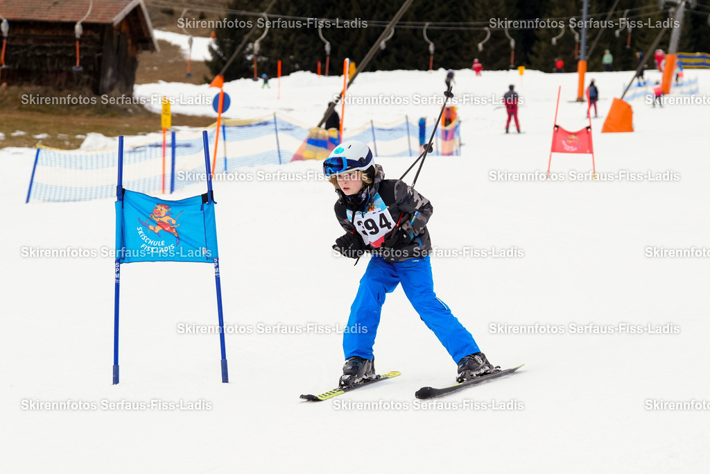 SRF_02.01.2026_0633 | Skirennfotos,Serfaus,Fiss,Ladis,Kinderskirennen,Winter,Tirol,Oberland,skirace,SFL,feelfree,weil wir's genießen,ski,Ski,skifahren,Sonnenplateau, - Realisiert mit Pictrs.com