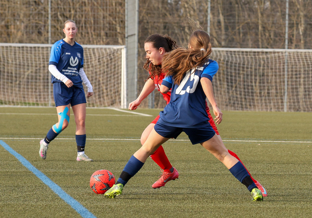 20260308-FCH-Welzheim_022 | 1. FC Heidenheim 1846 vs. FC Welzheim 06, Fußball, Frauen,, Freundschaftsspiel, 2025/2026, 08.03.2026 in Heidenheim, Kunstrasen Ost(Foto: Michael Bulling) - Realisiert mit Pictrs.com