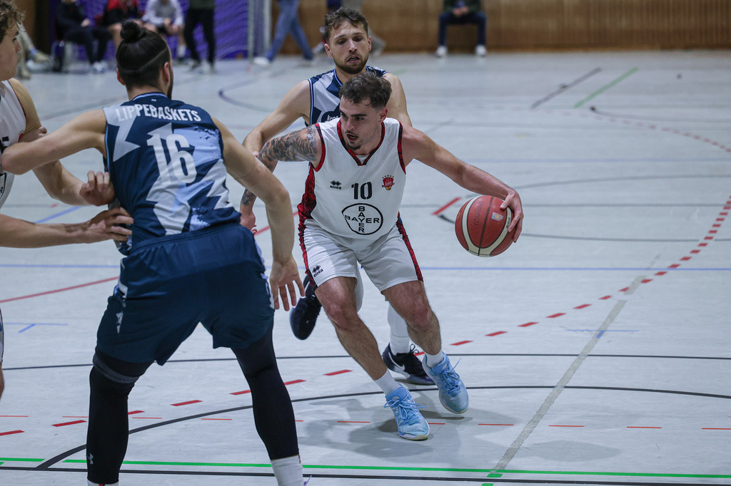 1.Regio BAYER GIANTS vs LippeBaskets Werne-31 | Fotos von Basketballspielen aus dem Raum NRW fotografiert von Gero Mueller-Laschet und Daniel Schaefer - Realisiert mit Pictrs.com