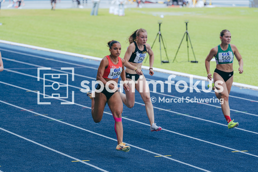 DM U23 U18 Bochum 2026 | Sarah Rosanne König (LG Brillux Münster), Startnummer 1486, 100-Meter-Lauf Vorlauf wU18, Deutsche Meisterschaften der U18 &amp; U23 2026, Lohrheidestadion Bochum-Wattenscheid, 04.07.2026 Foto: Marcel Schwering / sportimfokus - Realisiert mit Pictrs.com