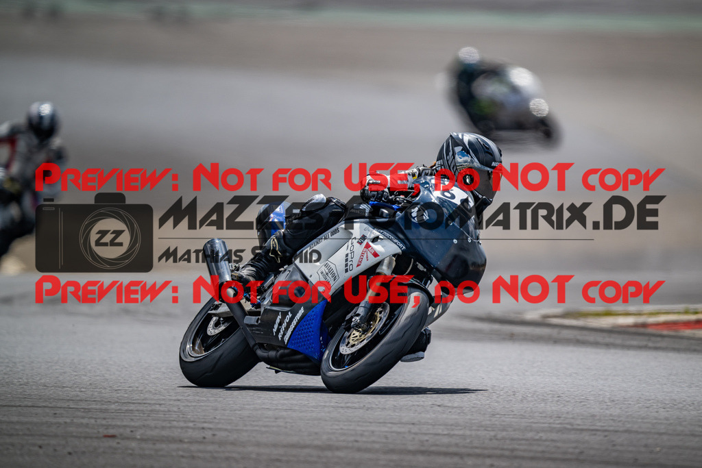 MaZZes_FotoMatrix_230719_5531 | GRUEN